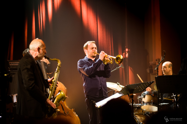 Concert, Jazzin Trivy